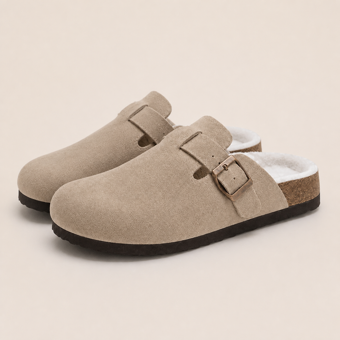 Lya | Suede Clogs