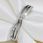 White Gold Zirconia Commuter Ring