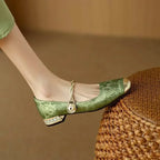 Mestelle | Pearl Strap Vintage Mary Jane Heels
